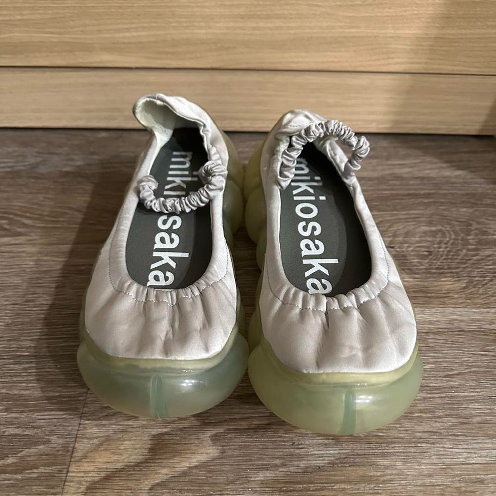 Mikio Sakabe ballet flats in grey